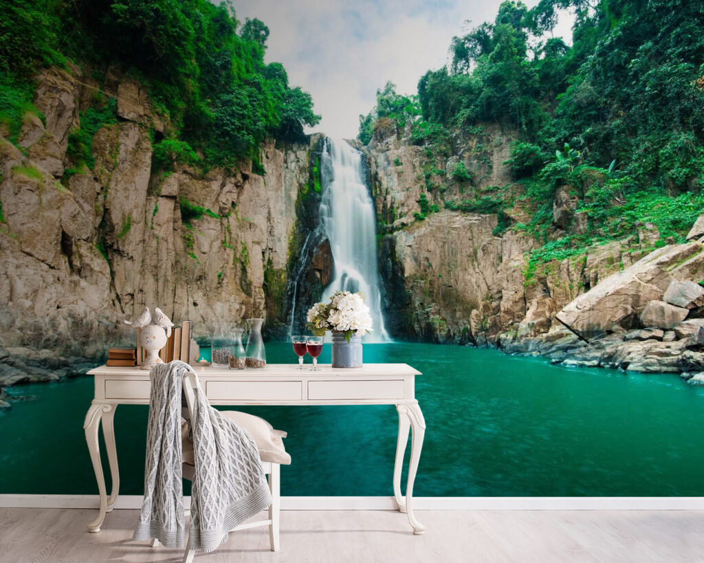 u55191pig5m 1024x819 - Wodospad w skalistym terenie - tegory