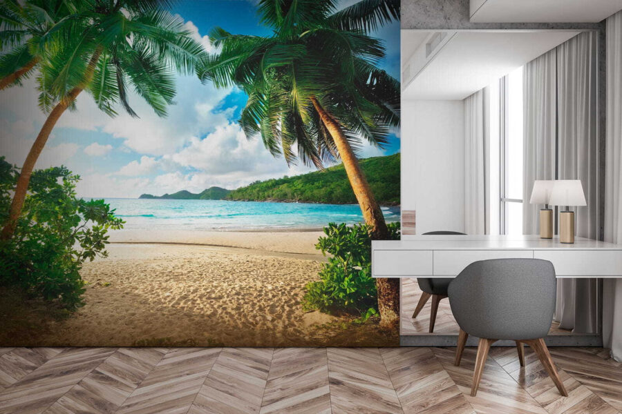 Plaża z palmami i błękitną wodą Plaża z palmami i błękitną wodą