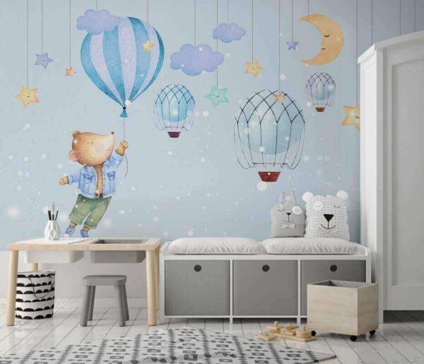 Miś z kreskówki trzymający balon Miś z kreskówki trzymający balon