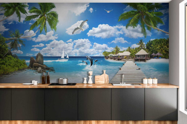 Drewniany dok z palmami i plażą z łodziami i delfinami Drewniany dok z palmami i plażą z łodziami i delfinami