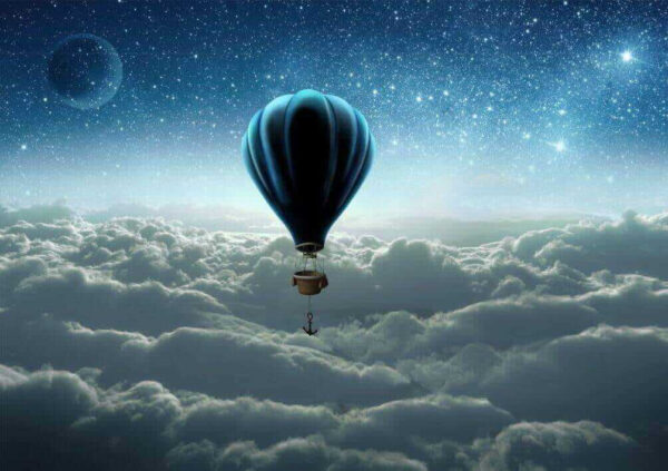 Balon na ogrzane powietrze na niebie Balon na ogrzane powietrze na niebie