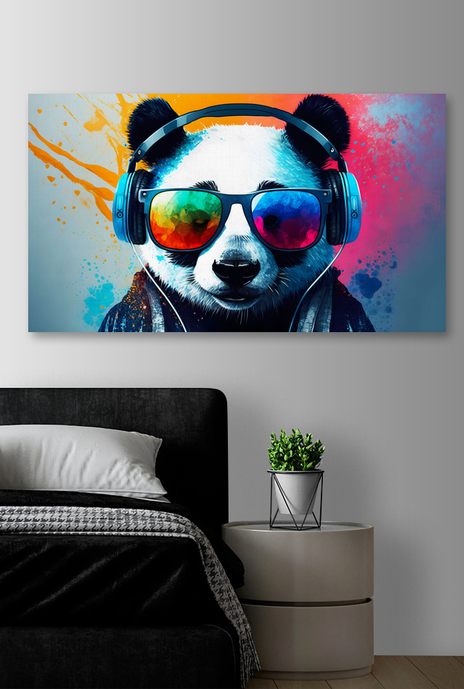Panda w słuchawkach i okularach przeciwsłonecznych