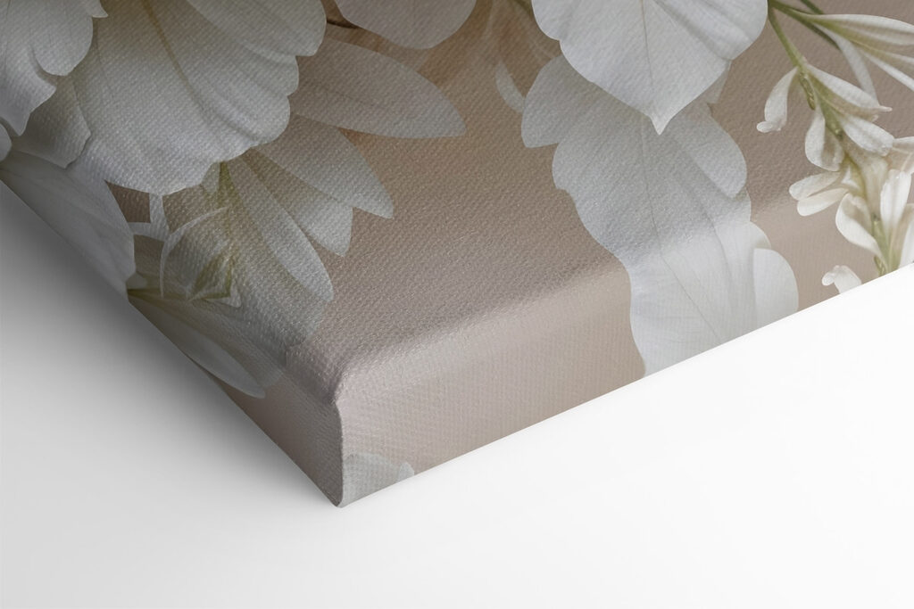 Elegant bouquet of soft white blooms Elegant bouquet of soft white blooms