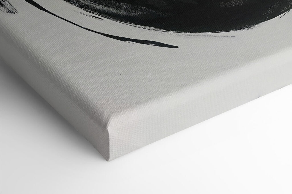 Dynamic interplay of black and white