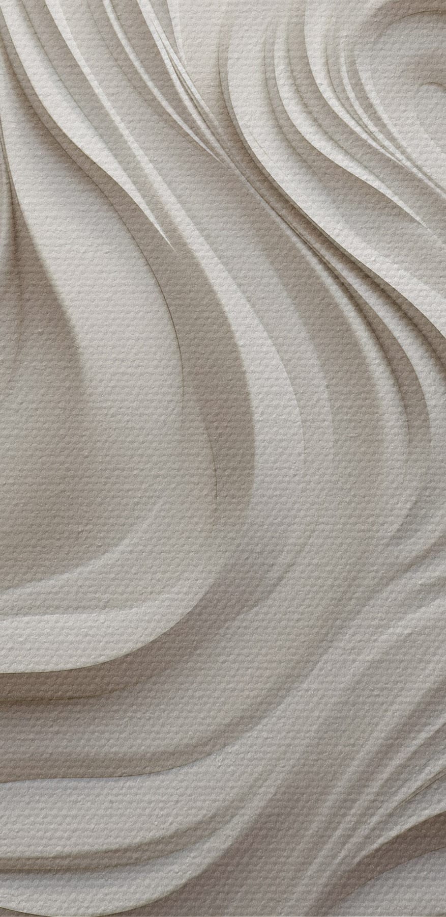 Biała ściana z falistymi liniami