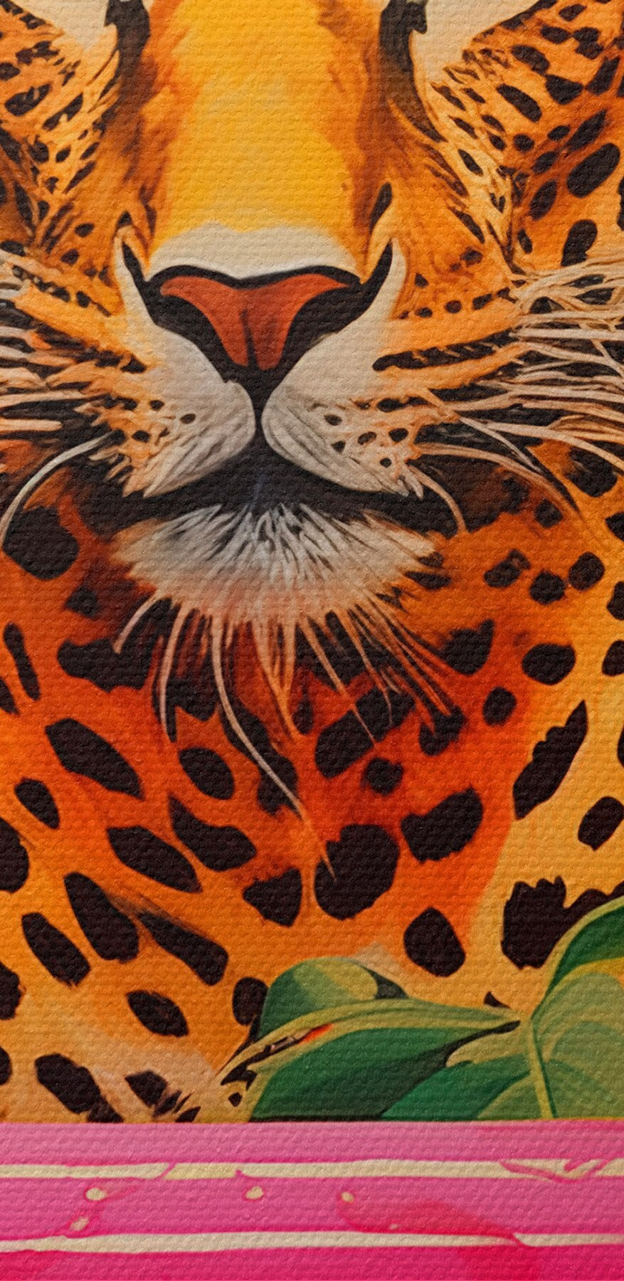 Gepard w różowej wannie z roślinami