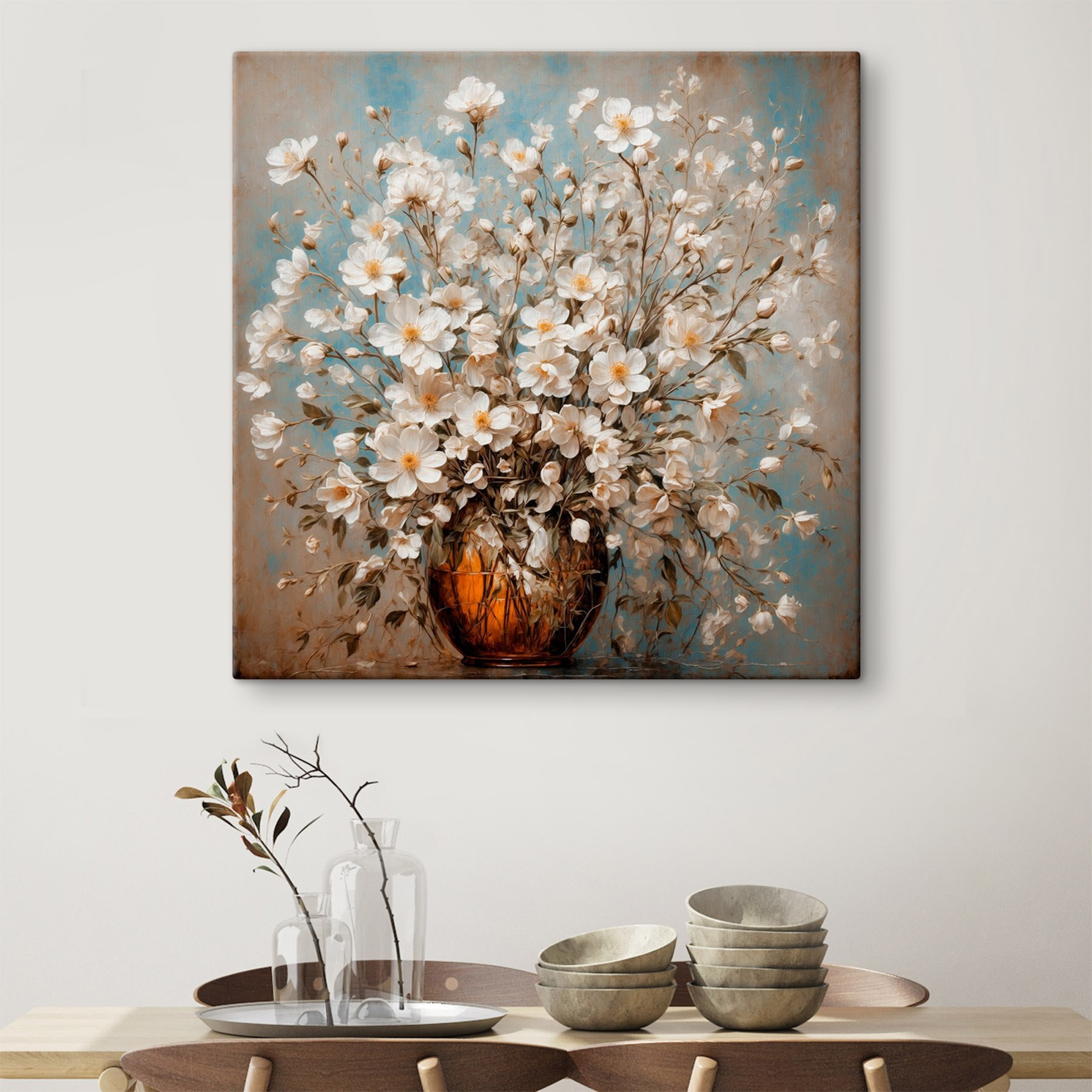 Vase of white flowers Vase of white flowers