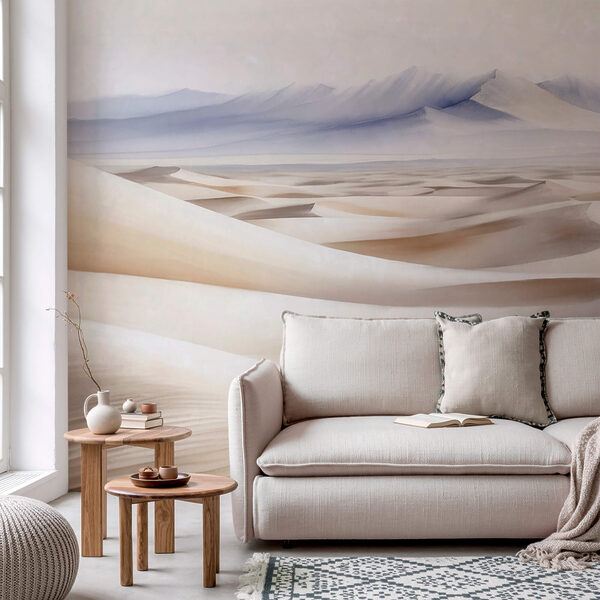 Pustynny krajobraz z górami w tle