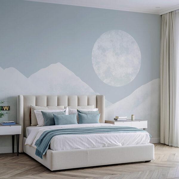 Księżyc nad ośnieżoną górą