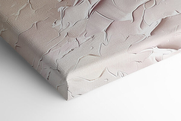 Soft shades in flowing harmony