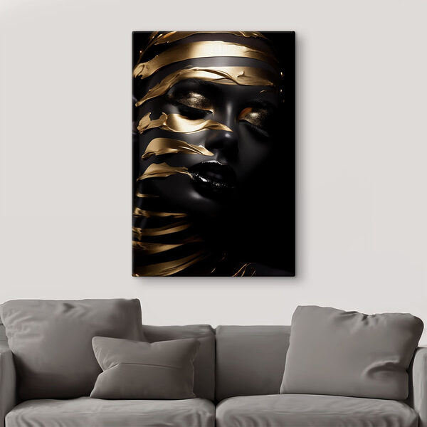 Mystical beauty in striking contrast Mystical beauty in striking contrast