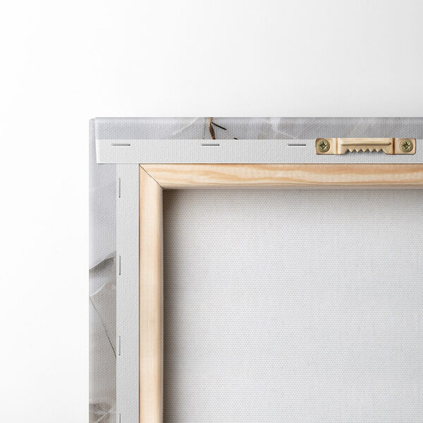 Elegant marble pattern with striking lines