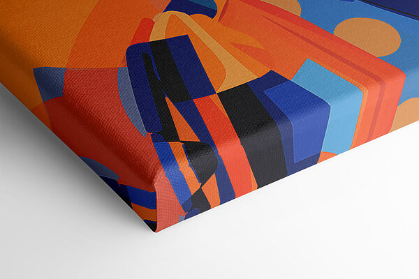 Woman wearing a hat and sunglasses